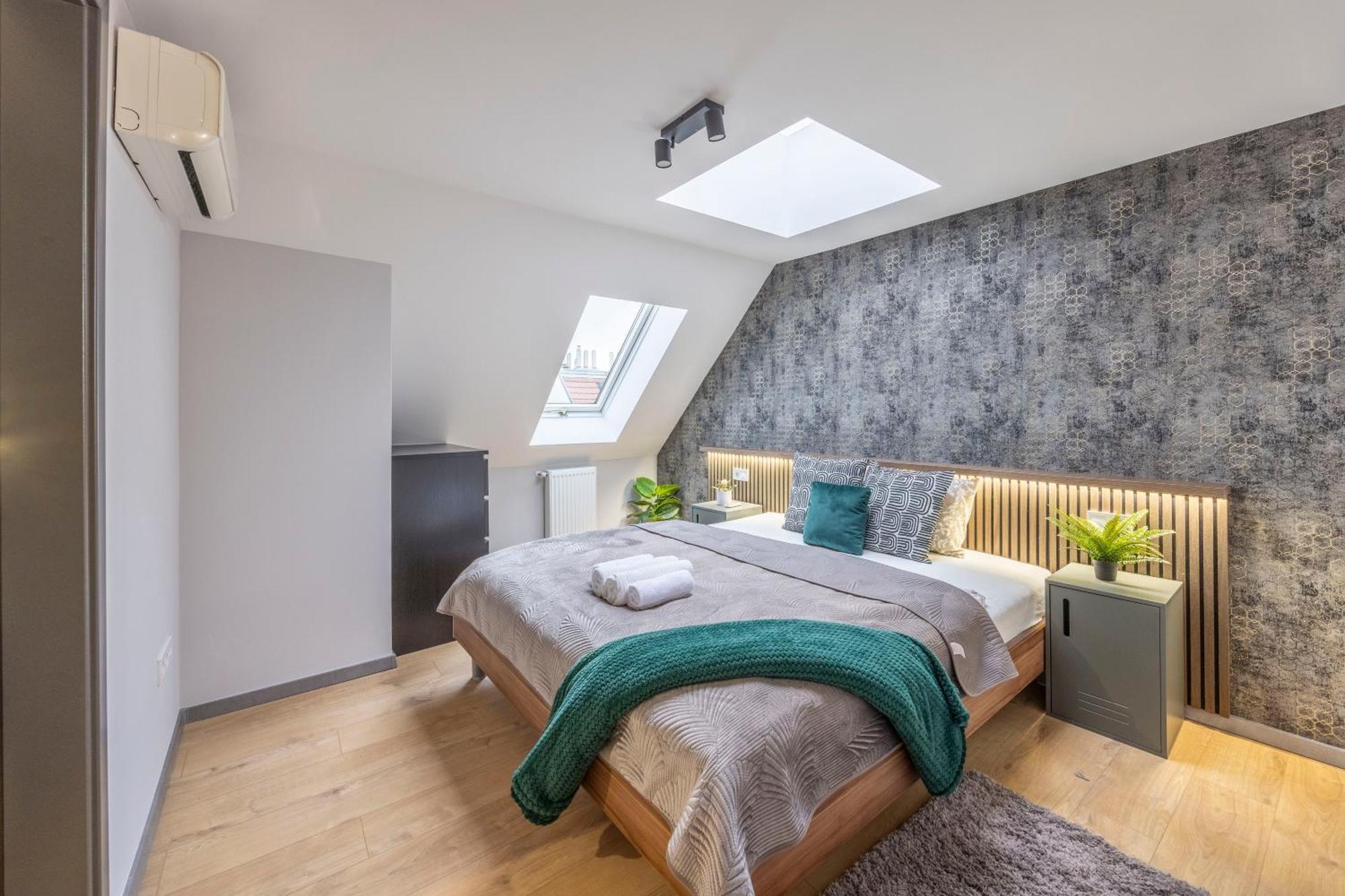 Exclusive & Duplex Grand W' Balcony Budapest